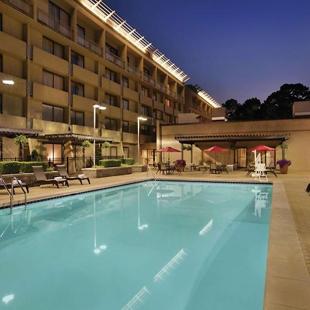Doubletree By Hilton Atlanta Northeast/Northlake Tucker Buitenkant foto